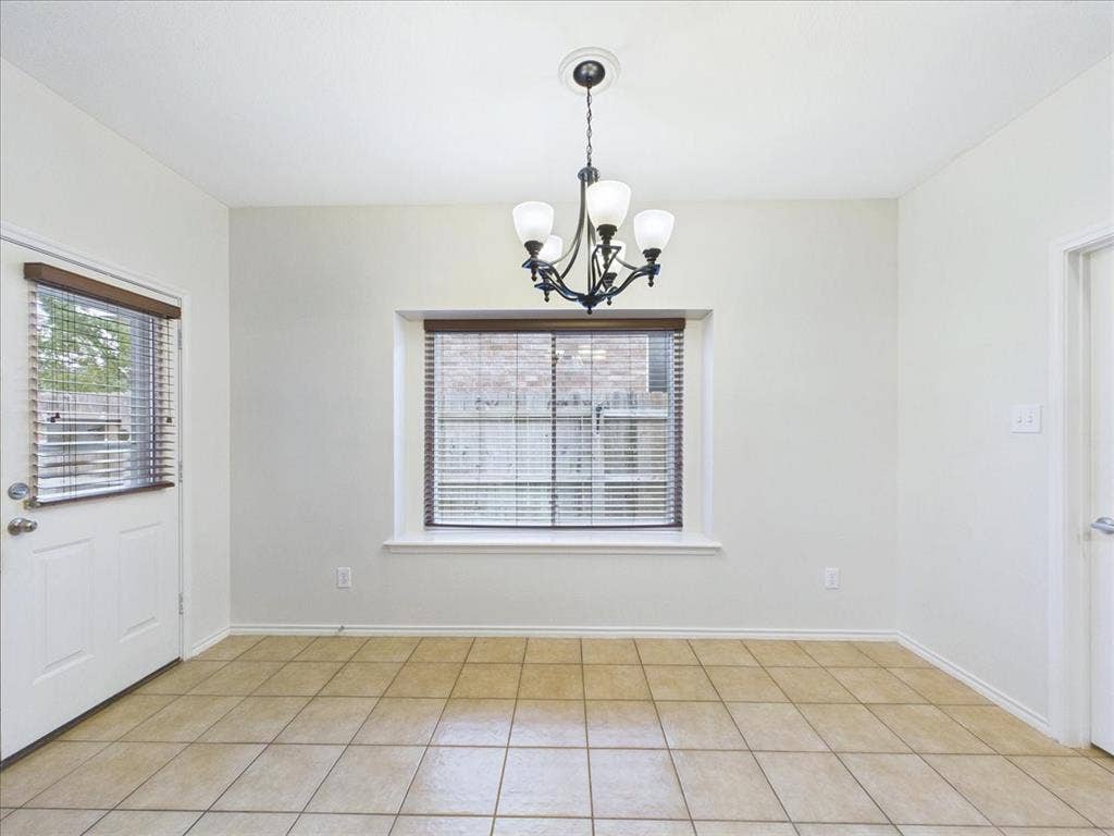 4057 Claymore Lane, Fort Worth, TX 76244