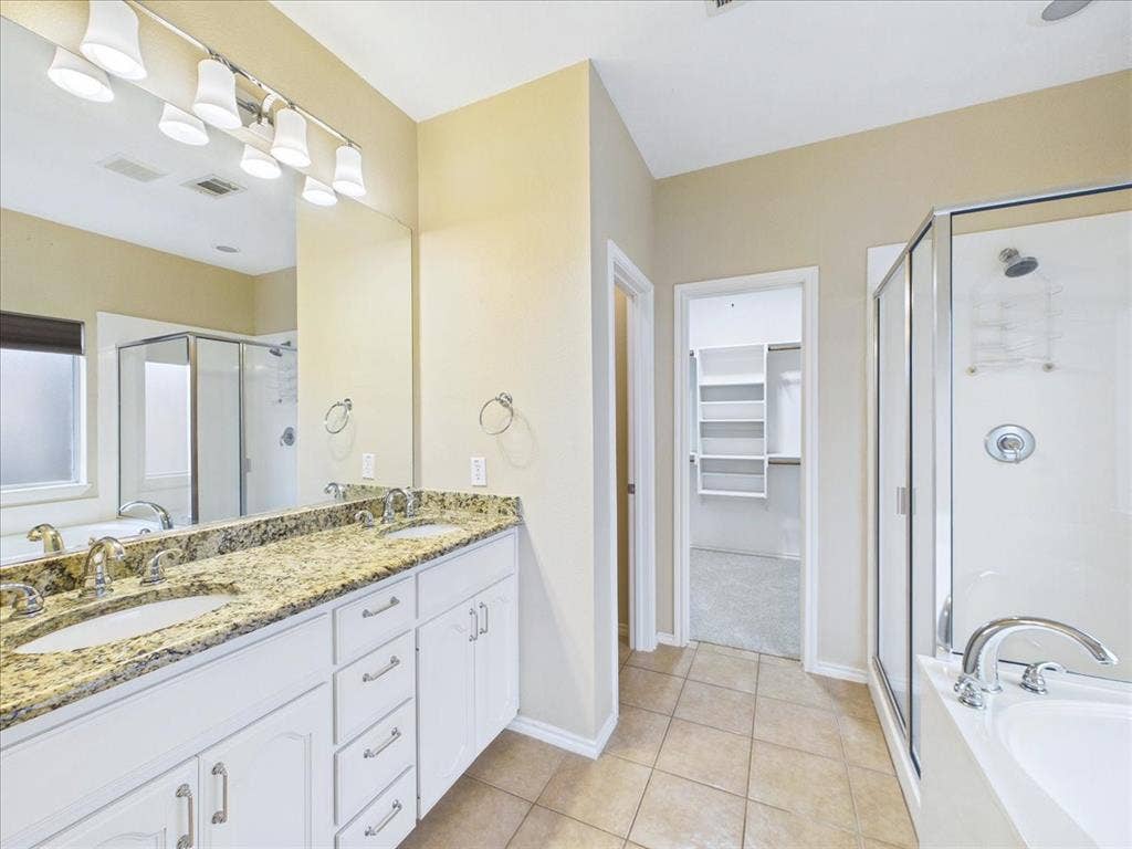 4057 Claymore Lane, Fort Worth, TX 76244