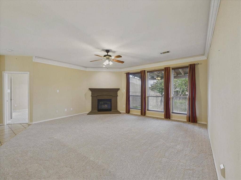 4057 Claymore Lane, Fort Worth, TX 76244