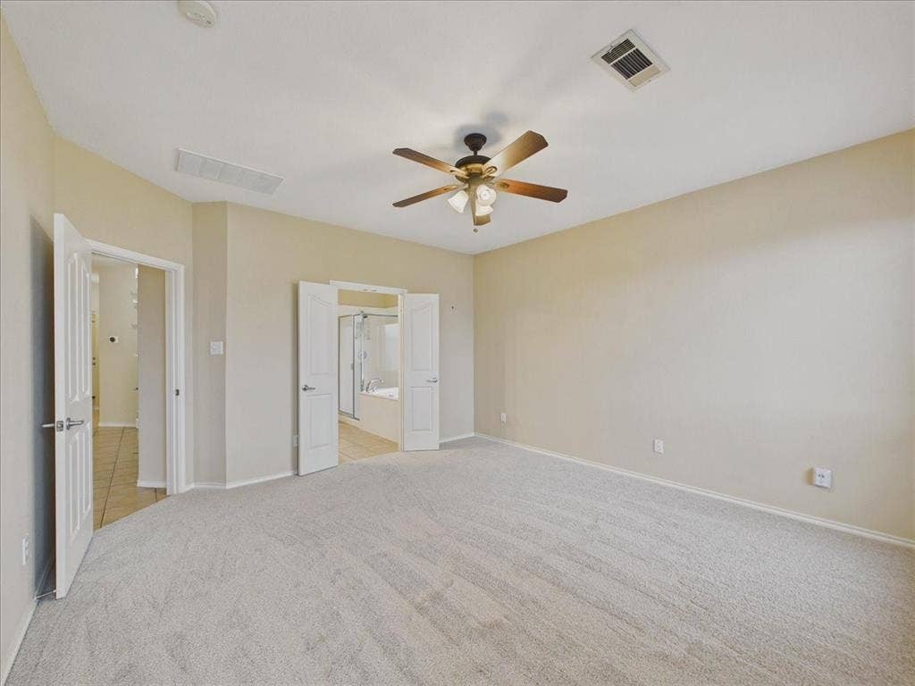 4057 Claymore Lane, Fort Worth, TX 76244