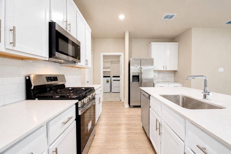 808 Knox River Drive, Princeton, TX 75071 808 Knox River Drive, Princeton, TX 75071