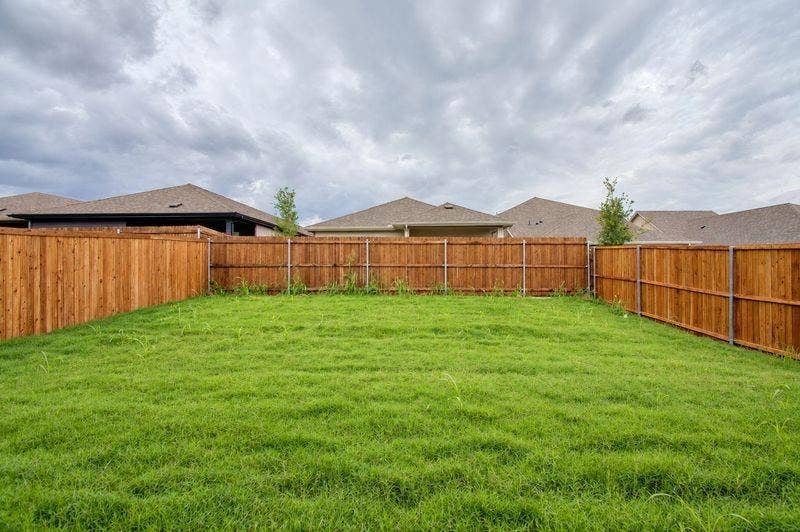 808 Knox River Drive, Princeton, TX 75071 808 Knox River Drive, Princeton, TX 75071