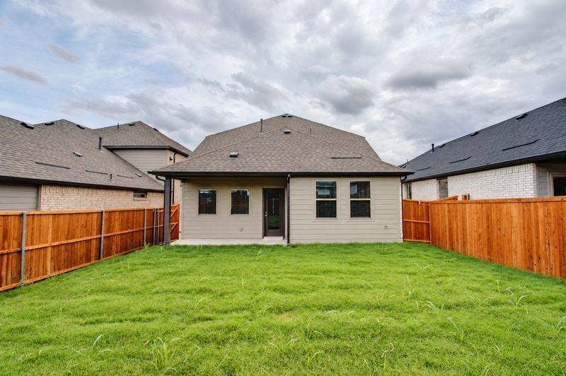 808 Knox River Drive, Princeton, TX 75071 808 Knox River Drive, Princeton, TX 75071