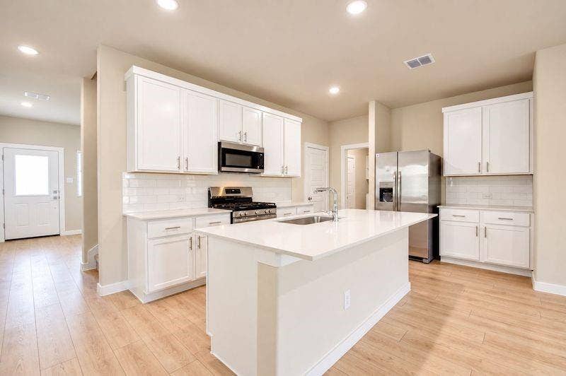 808 Knox River Drive, Princeton, TX 75071 808 Knox River Drive, Princeton, TX 75071