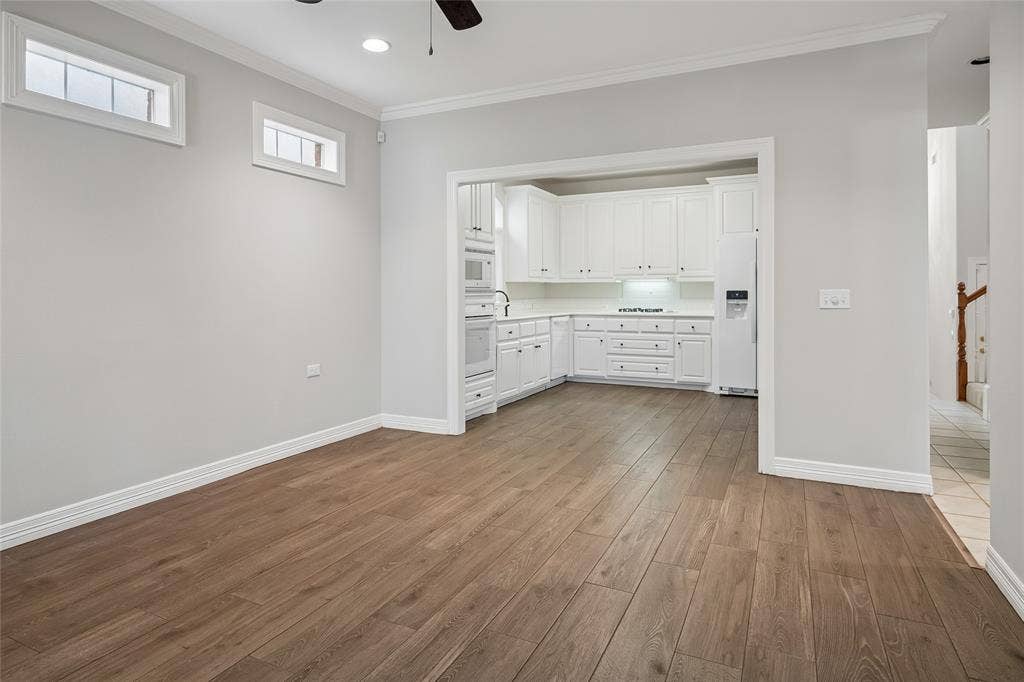 6722 Clear Springs Circle, Garland, TX 75044 Family Room open to the kitchen