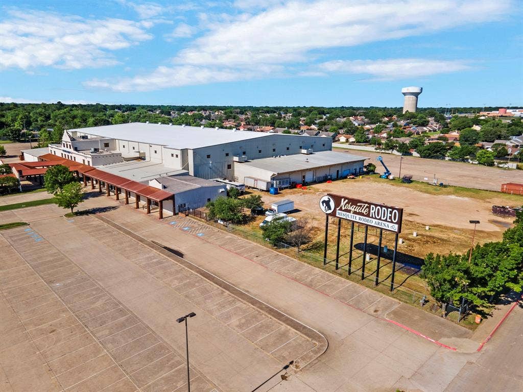 2121 Osage Trail, Mesquite, TX 75149 2121 Osage Trail, Mesquite, TX 75149
