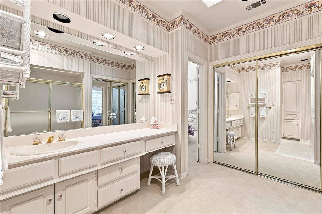 4936 Sandestin Drive, Dallas, TX 75287 4936 Sandestin Drive, Dallas, TX 75287