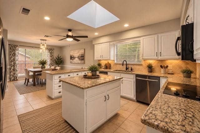 68 Legend Road, Benbrook, TX 76132 68 Legend Road, Benbrook, TX 76132