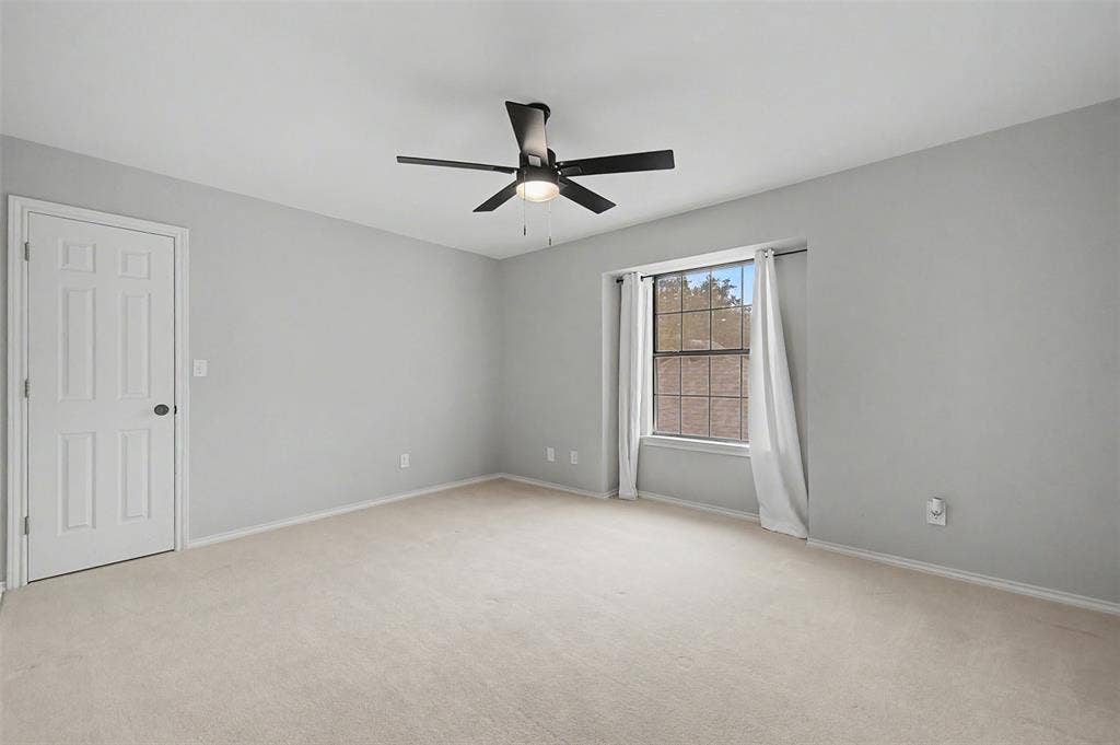 68 Legend Road, Benbrook, TX 76132 68 Legend Road, Benbrook, TX 76132