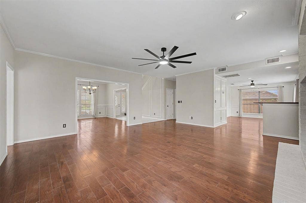 68 Legend Road, Benbrook, TX 76132 68 Legend Road, Benbrook, TX 76132