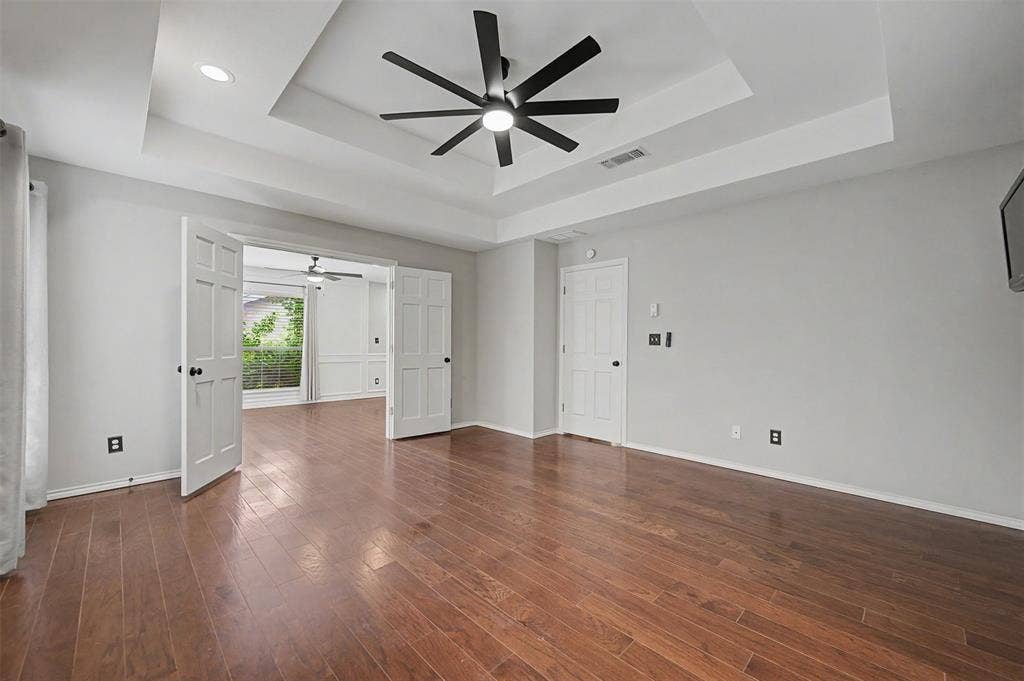68 Legend Road, Benbrook, TX 76132 68 Legend Road, Benbrook, TX 76132