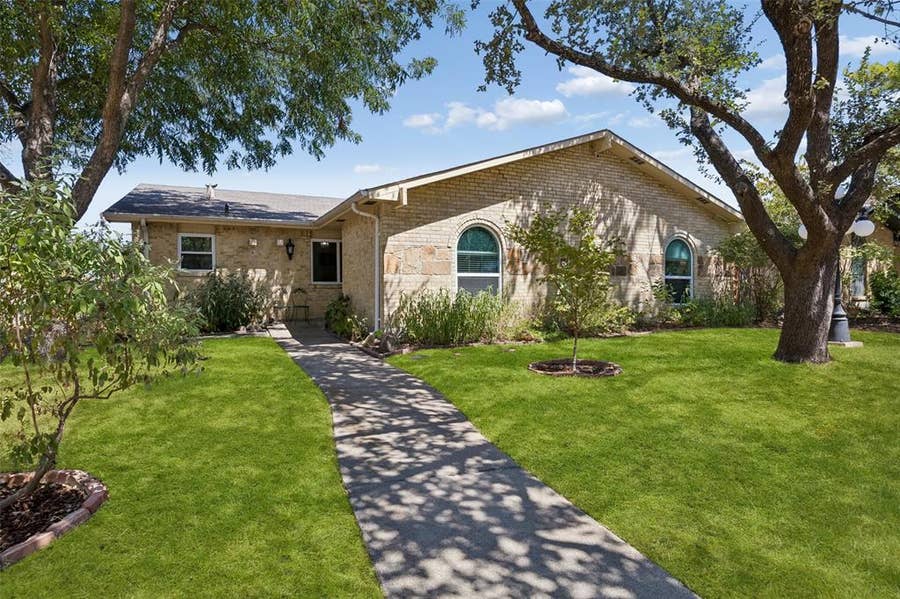 Property photo for 2061 E Peters Colony Road, Carrollton, TX