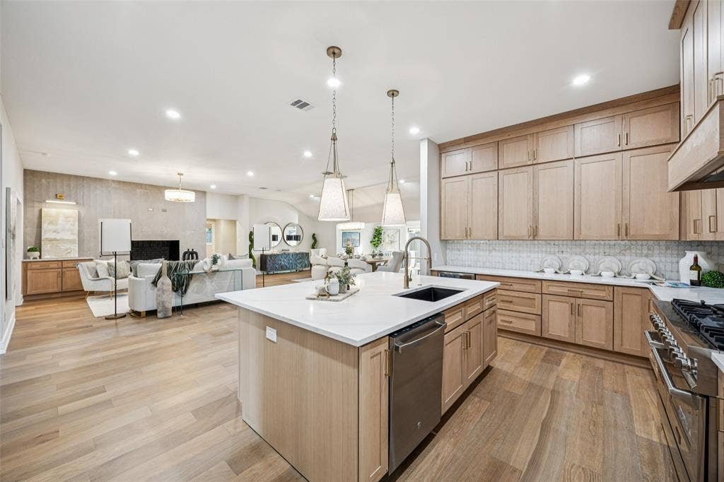4408 Forest Bend, Dallas, TX 75244
