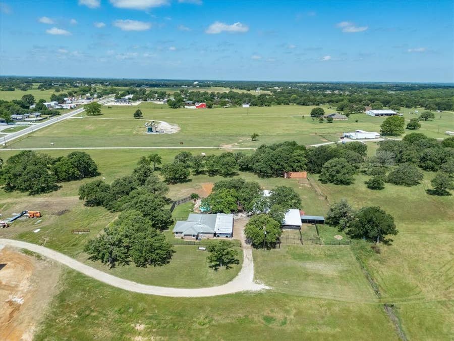 Property photo for 2971 E Highway 114, Boyd, TX
