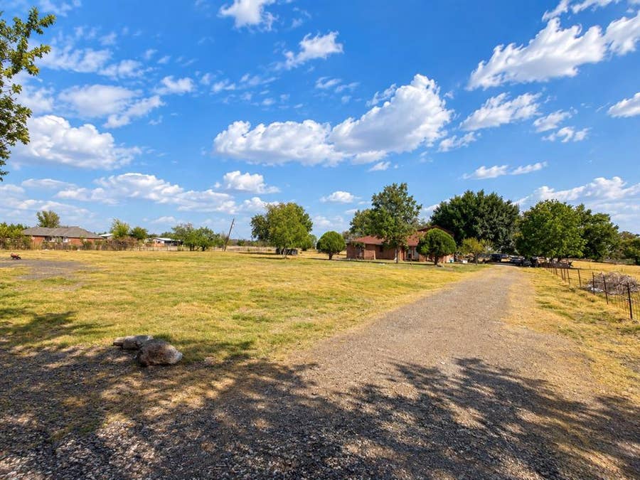 Property photo for 2429 Neck Road, Palmer, TX
