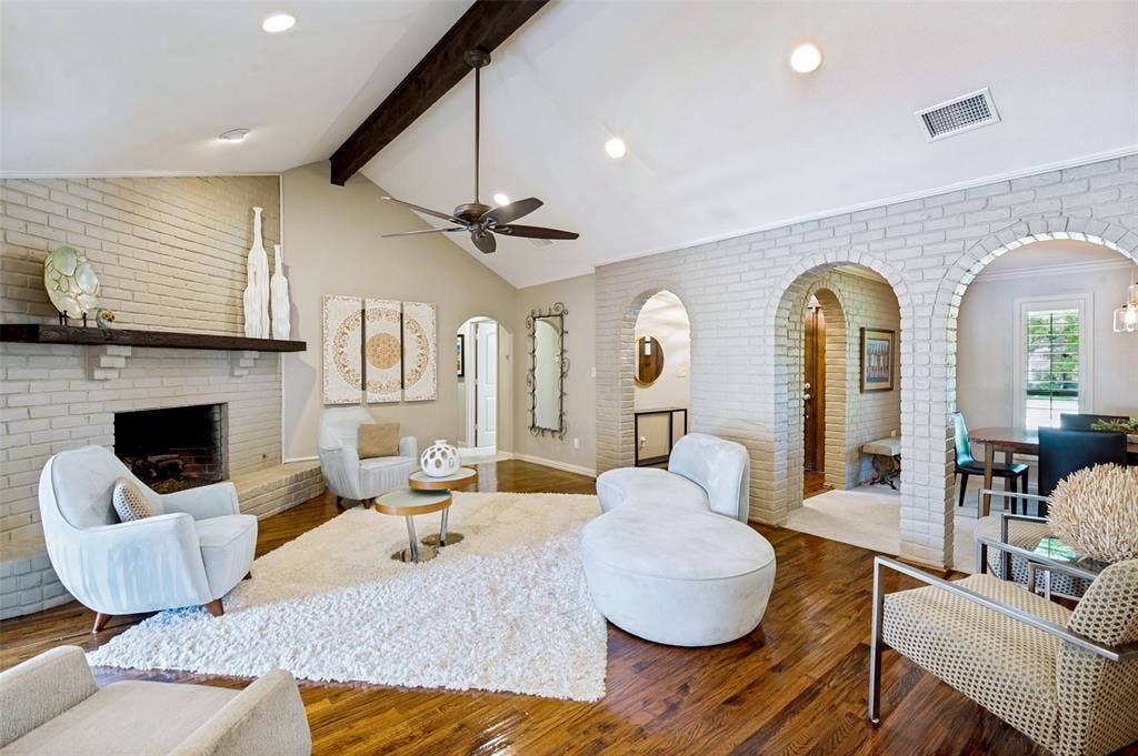 2420 Windsor Place, Plano, TX 75075 2420 Windsor Place, Plano, TX 75075