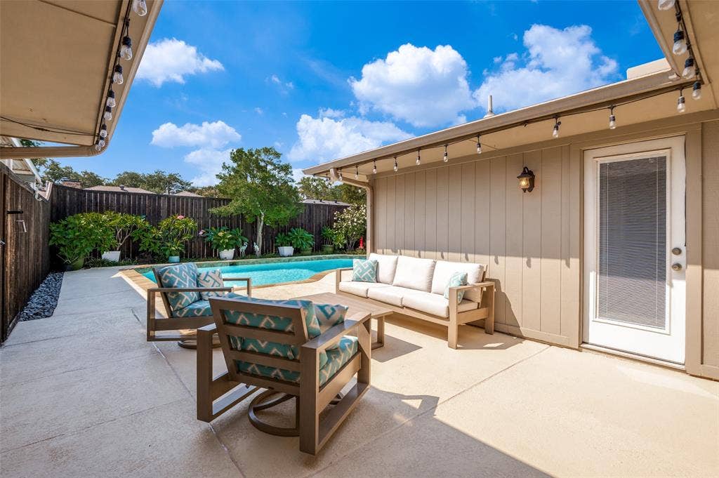 2420 Windsor Place, Plano, TX 75075 2420 Windsor Place, Plano, TX 75075