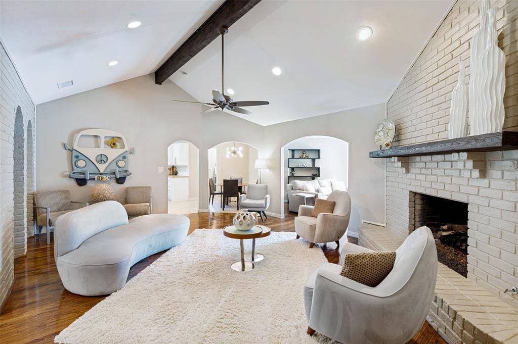 2420 Windsor Place, Plano, TX 75075 2420 Windsor Place, Plano, TX 75075