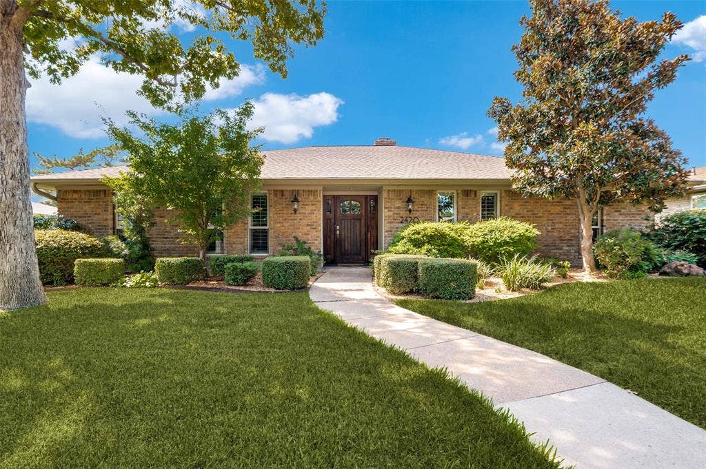 2420 Windsor Place, Plano, TX 75075 Front of home
