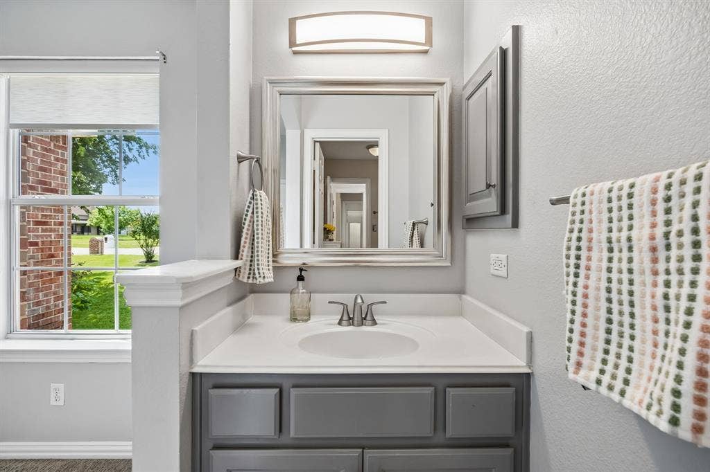 2647 Creekwood Drive, Cedar Hill, TX 75104 2647 Creekwood Drive, Cedar Hill, TX 75104