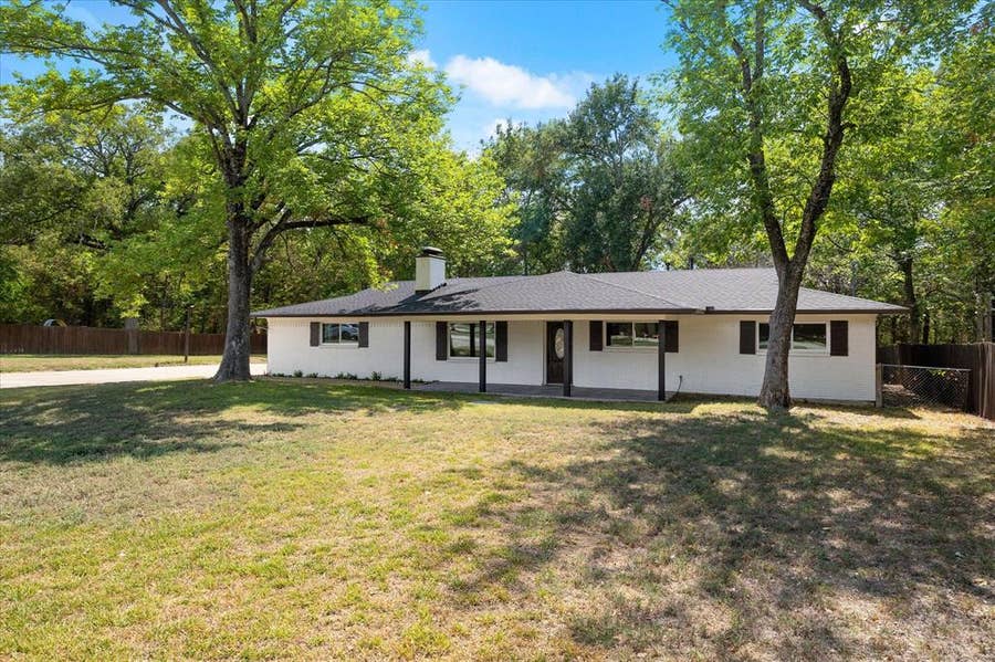Property photo for 205 Short Street, Canton, TX