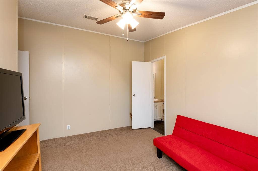 174 Denton Heights Lane, Weatherford, TX 76085
