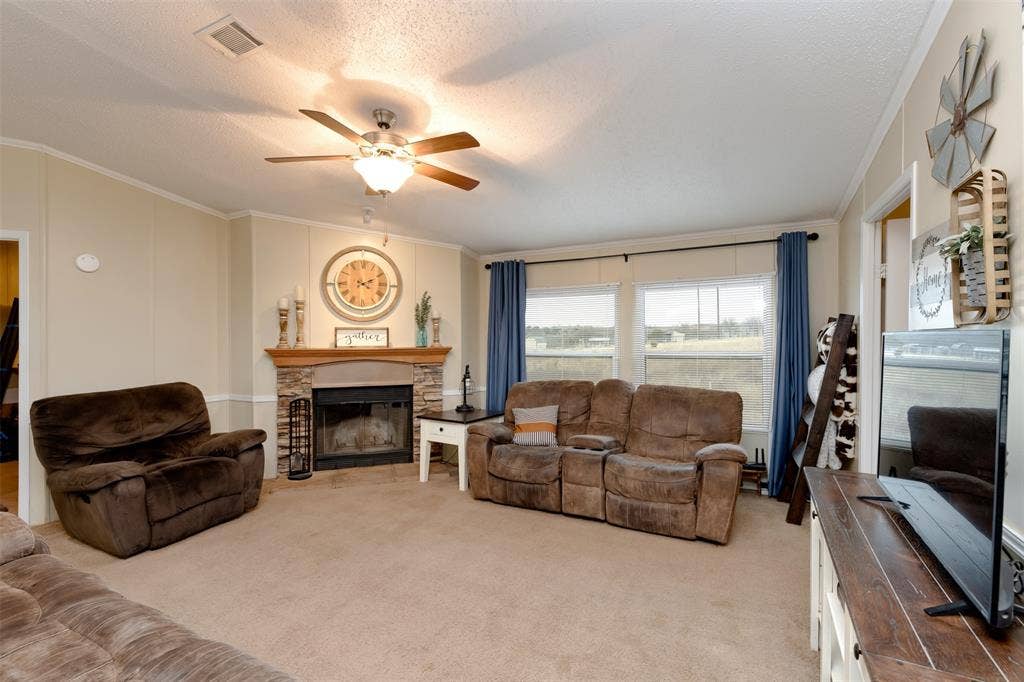174 Denton Heights Lane, Weatherford, TX 76085