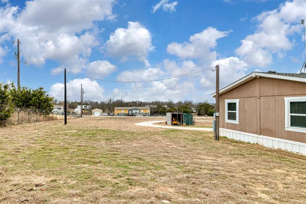 174 Denton Heights Lane, Weatherford, TX 76085