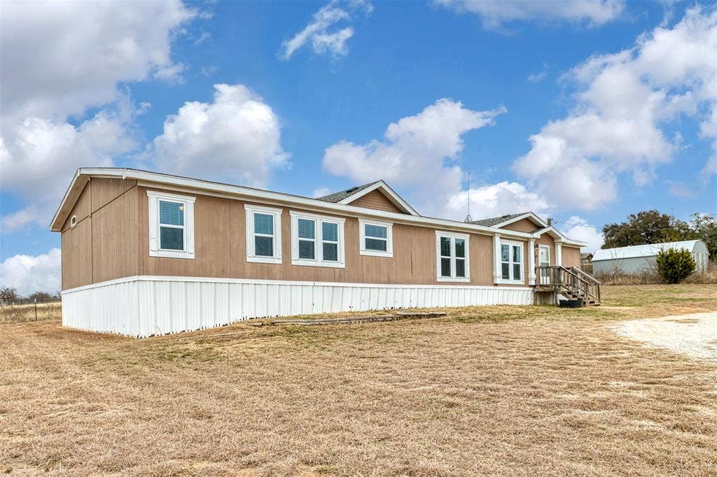 174 Denton Heights Lane, Weatherford, TX 76085