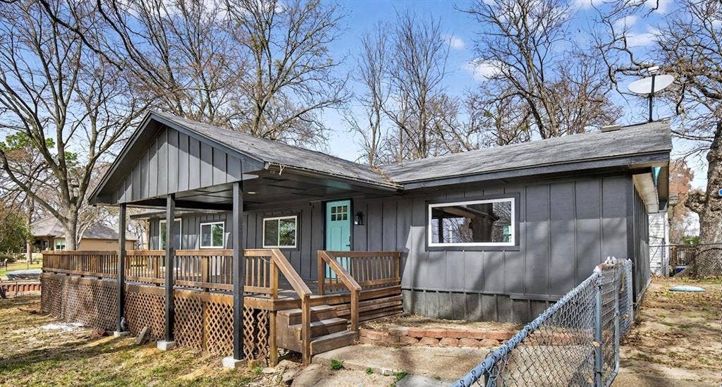 107 Lakewood Drive, Mabank, TX 75156 107 Lakewood Drive, Mabank, TX 75156
