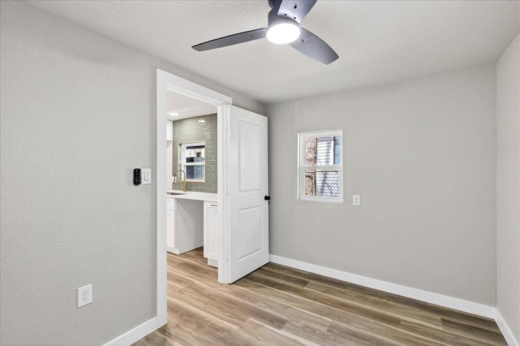 107 Lakewood Drive, Mabank, TX 75156 Bedroom #4/ flex space- off kitchen