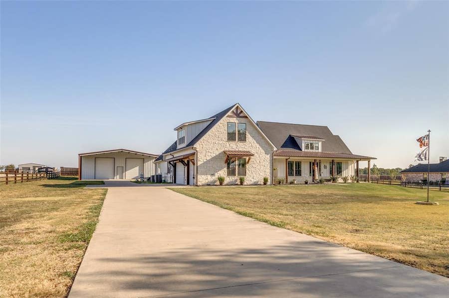 Property photo for 341 George Road, Howe, TX