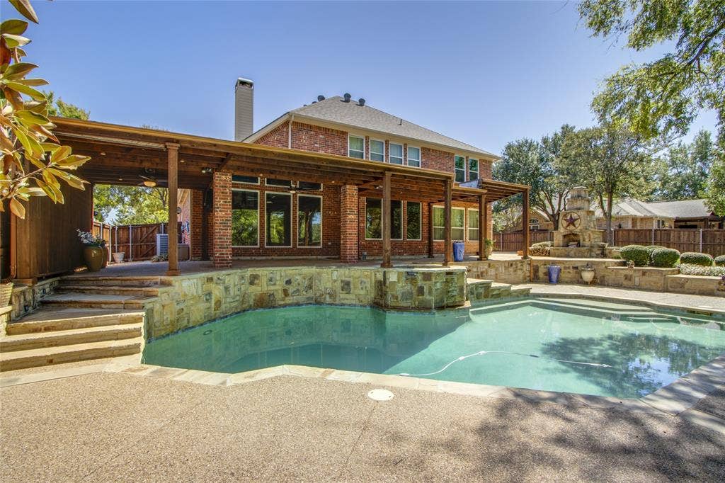 2705 Quail Cove Drive, Highland Village, TX 75077