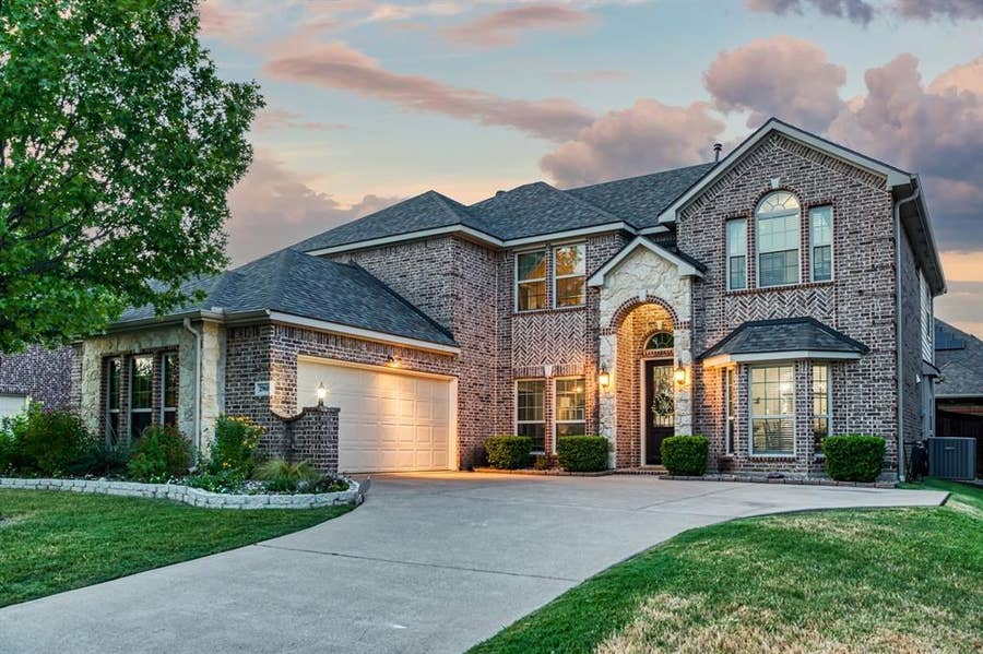 Property photo for 2960 Mirado, Grand Prairie, TX