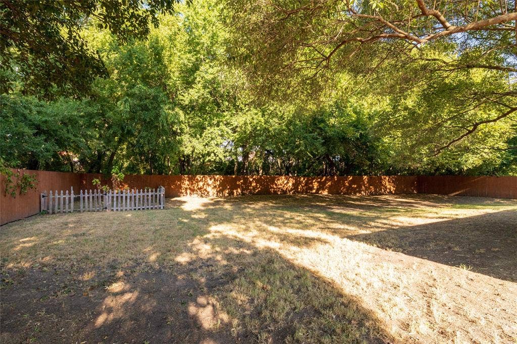 1412 S Elm Street, Weatherford, TX 76086 1412 S Elm Street, Weatherford, TX 76086