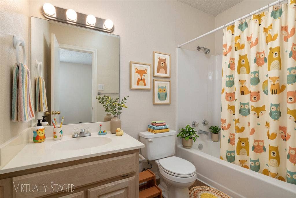 1412 S Elm Street, Weatherford, TX 76086 1412 S Elm Street, Weatherford, TX 76086