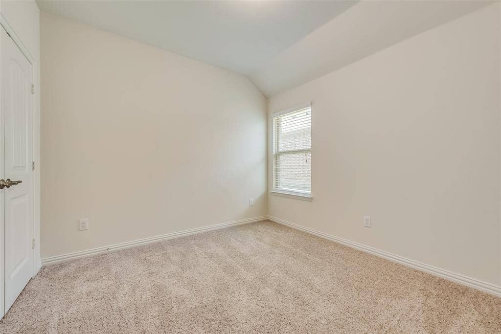 828 Sky Top Drive, Haslet, TX 76052
