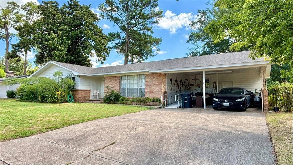 1723 Montrose Drive, Tyler, TX 75701 1723 Montrose Drive, Tyler, TX 75701