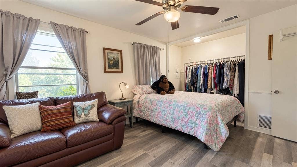 1723 Montrose Drive, Tyler, TX 75701 1723 Montrose Drive, Tyler, TX 75701