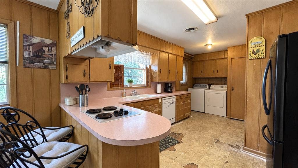 1723 Montrose Drive, Tyler, TX 75701 1723 Montrose Drive, Tyler, TX 75701