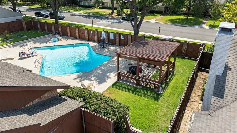 Property photo for 3741 Weeburn Drive, Dallas, TX