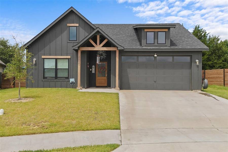 Property photo for 4930 Dry Creek Road, Sherman, TX