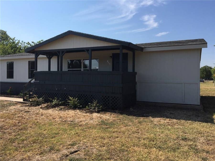 Property photo for 365 Darrell Road, Roanoke, TX