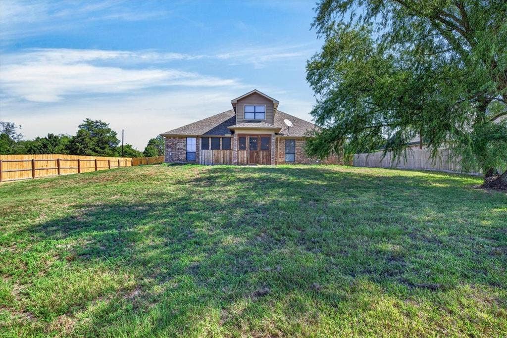 7900 Private Road 7905, Athens, TX 75752 7900 Private Road 7905, Athens, TX 75752