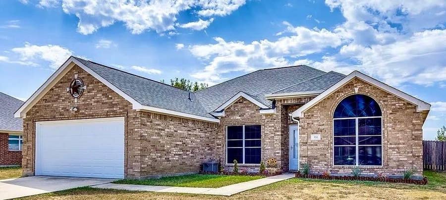 Property photo for 950 W Ash Street, Celina, TX