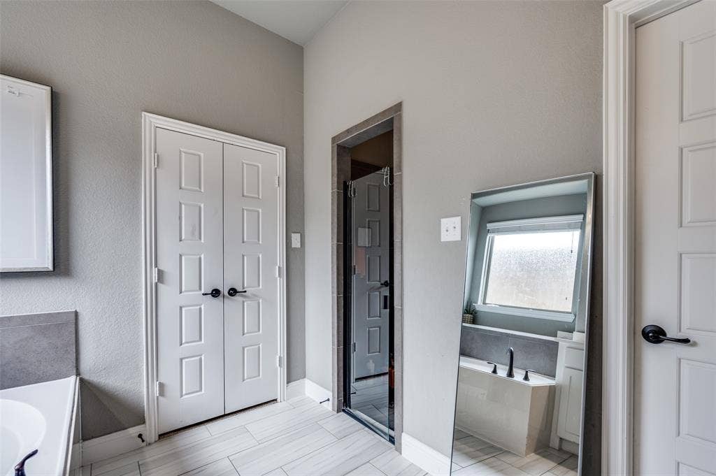 7213 W Nirvana Circle, North Richland Hills, TX 76182 7213 W Nirvana Circle, North Richland Hills, TX 76182