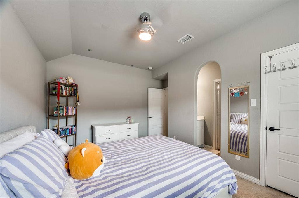 7213 W Nirvana Circle, North Richland Hills, TX 76182 7213 W Nirvana Circle, North Richland Hills, TX 76182