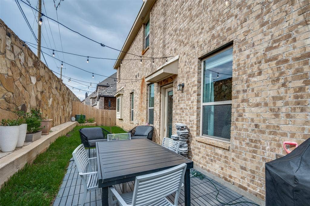 7213 W Nirvana Circle, North Richland Hills, TX 76182 7213 W Nirvana Circle, North Richland Hills, TX 76182