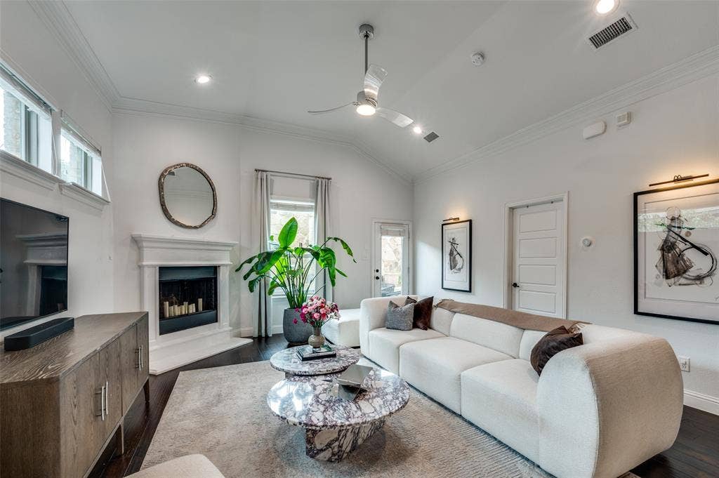 7213 W Nirvana Circle, North Richland Hills, TX 76182 7213 W Nirvana Circle, North Richland Hills, TX 76182