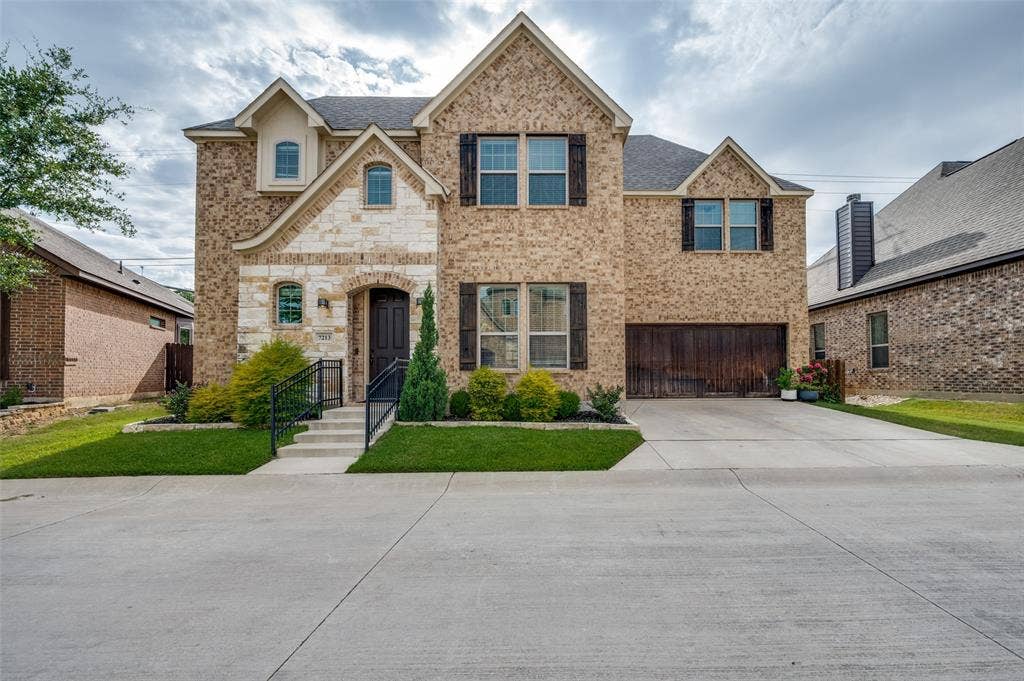 7213 W Nirvana Circle, North Richland Hills, TX 76182 7213 W Nirvana Circle, North Richland Hills, TX 76182